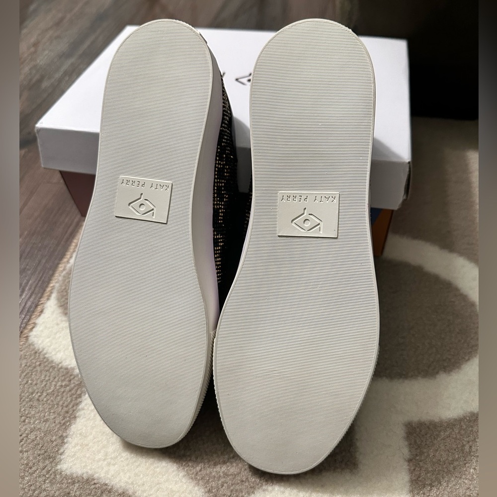 Katy Perry Rizzo Sneakers - Picture 6 of 7